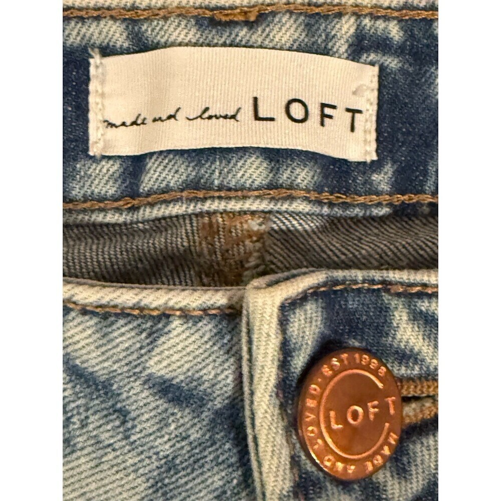 LOFT Mom Jeans Womens Size 30 Light Wash High Rise Distressed Ripped Knee - Picture 8 of 13